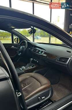 Седан Audi A6 2015 в 