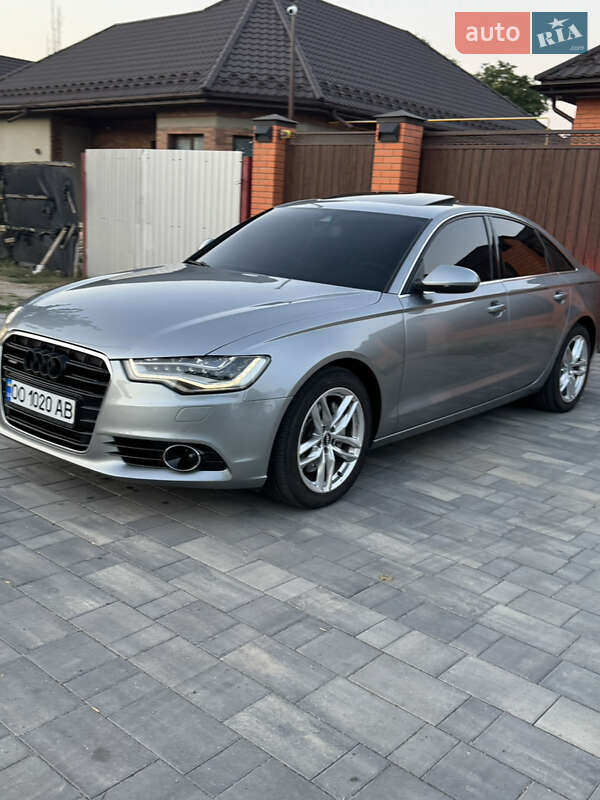 Седан Audi A6 2014 в Измаиле