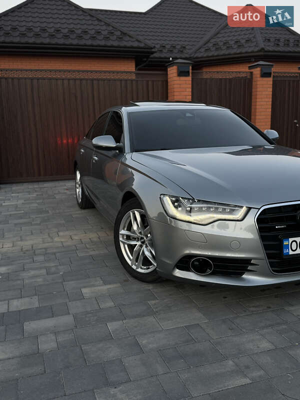 Седан Audi A6 2014 в Измаиле