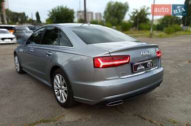 Седан Audi A6 2015 в 