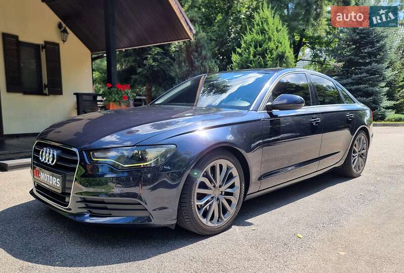 Седан Audi A6 2012 в Киеве