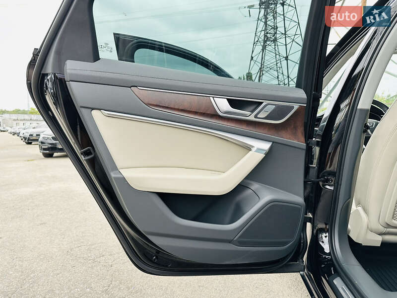 Седан Audi A6 2019 в Харькове