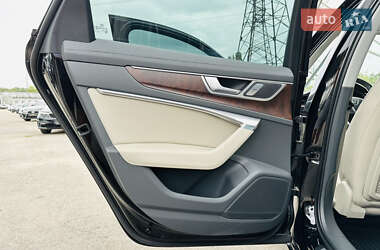 Седан Audi A6 2019 в 