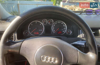 Универсал Audi A6 2004 в 