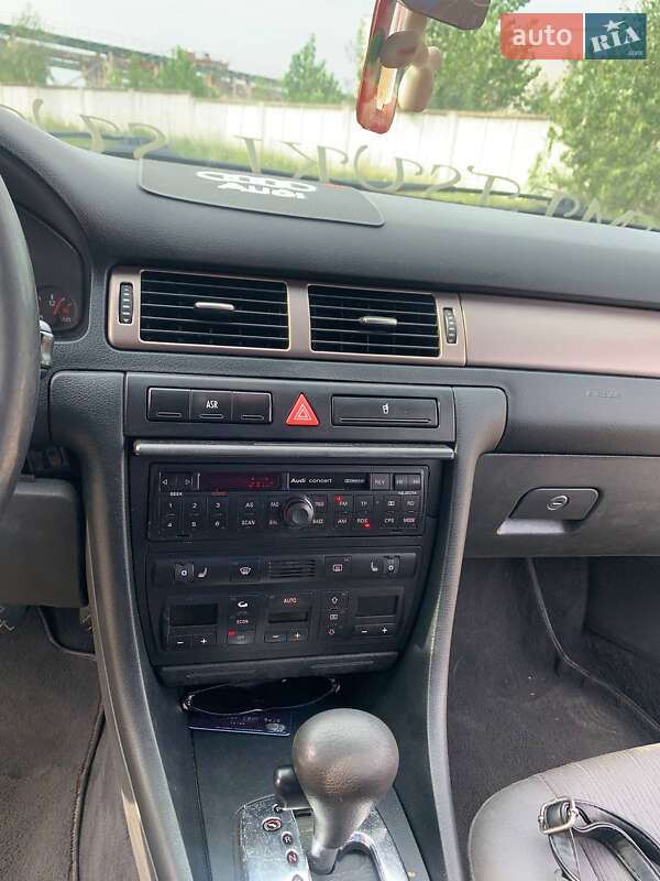 Седан Audi A6 1998 в Ровно