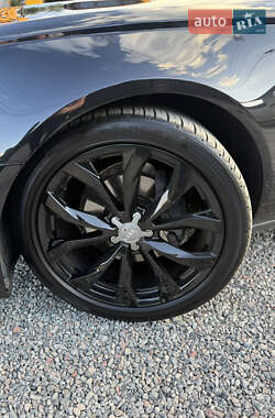 Седан Audi A6 2013 в 
