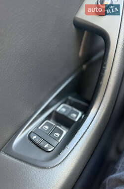 Седан Audi A6 2013 в 