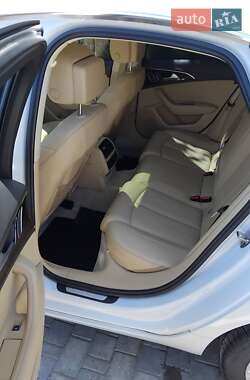 Седан Audi A6 2015 в 