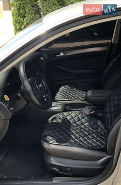 Седан Audi A6 2004 в 