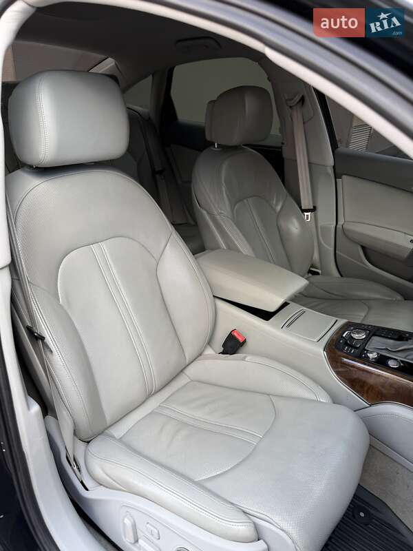 Седан Audi A6 2011 в Киеве