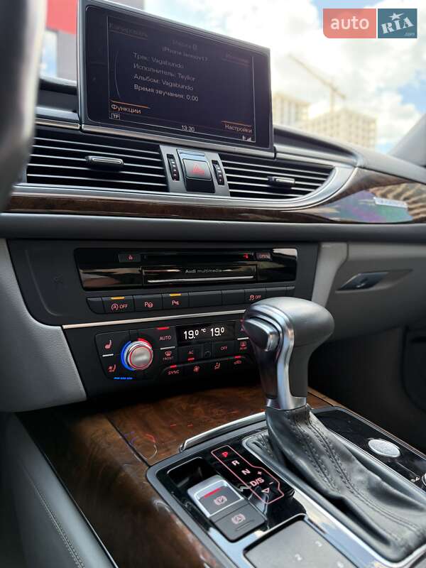 Седан Audi A6 2011 в Киеве