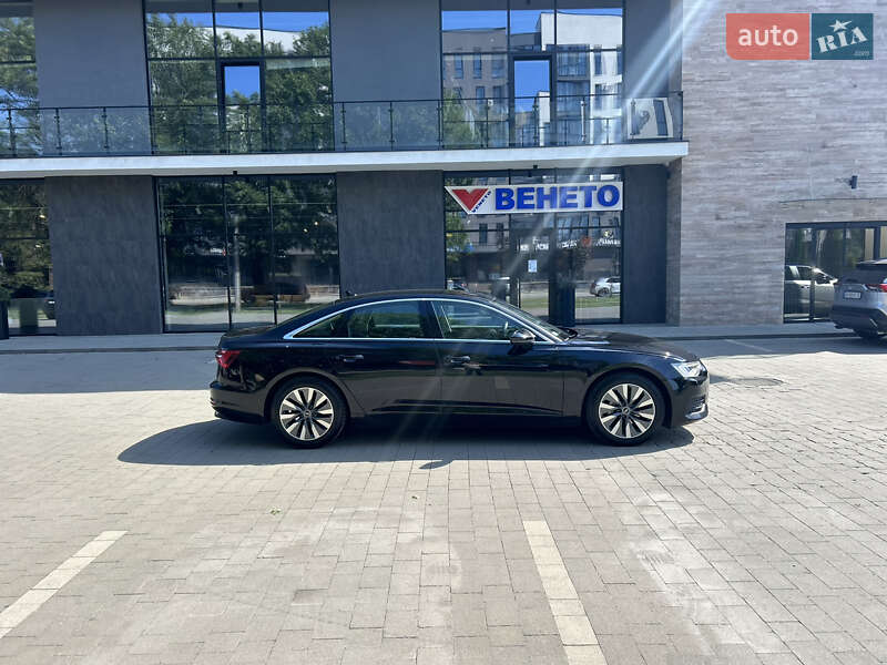 Седан Audi A6 2021 в Чопе