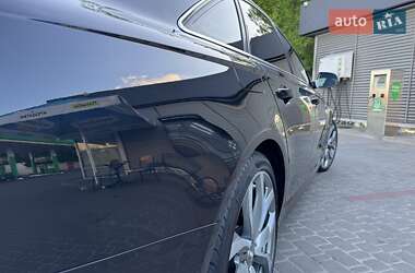 Седан Audi A6 2013 в 