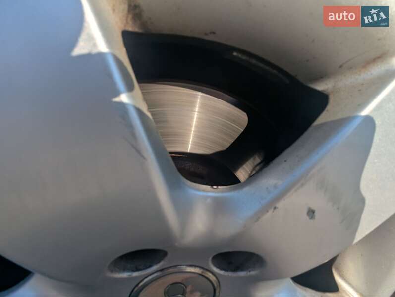 Универсал Audi A6 2001 в Киеве
