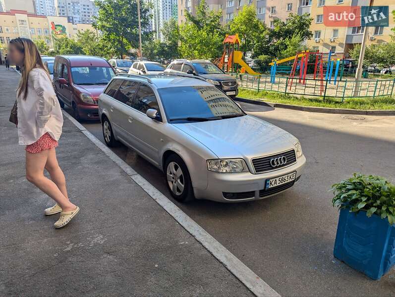 Универсал Audi A6 2001 в Киеве