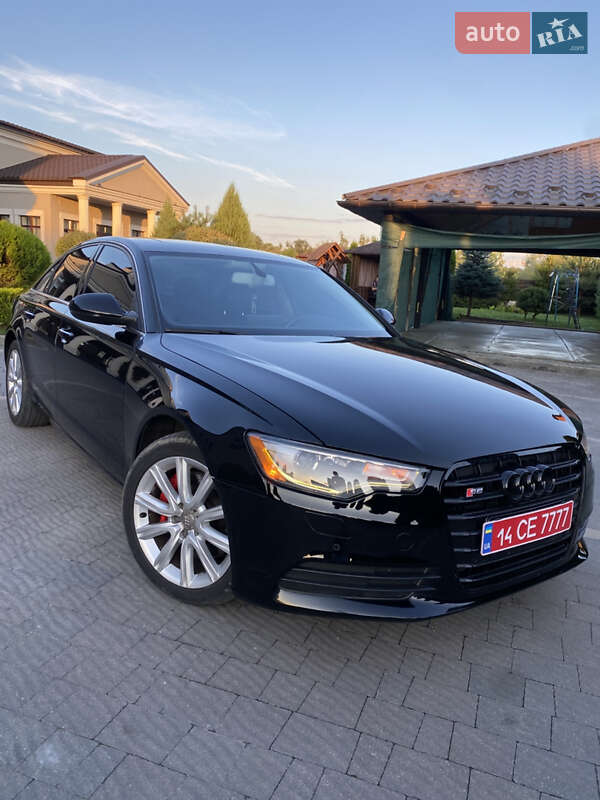 Седан Audi A6 2014 в Стрые