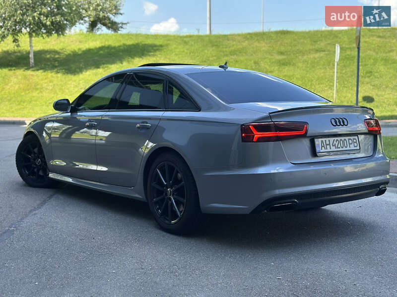 Седан Audi A6 2015 в Киеве