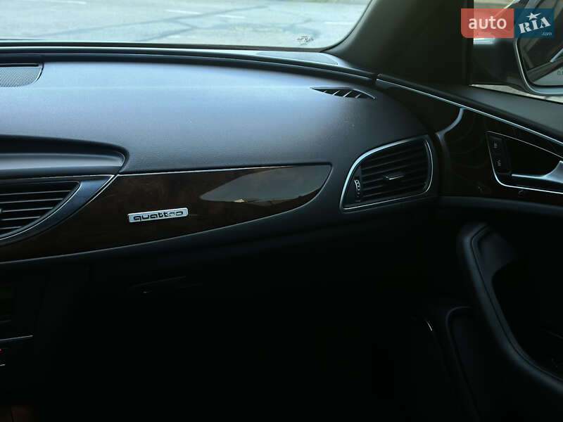 Седан Audi A6 2015 в Киеве