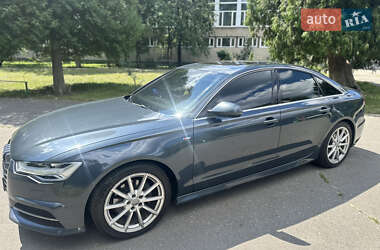 Седан Audi A6 2015 в 