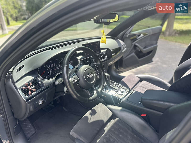 Седан Audi A6 2015 в Киеве