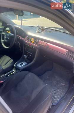 Седан Audi A6 2002 в 