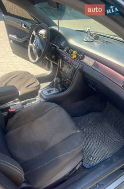 Седан Audi A6 2002 в 