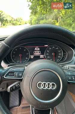 Седан Audi A6 2015 в 