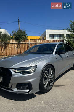 Седан Audi A6 2019 в 