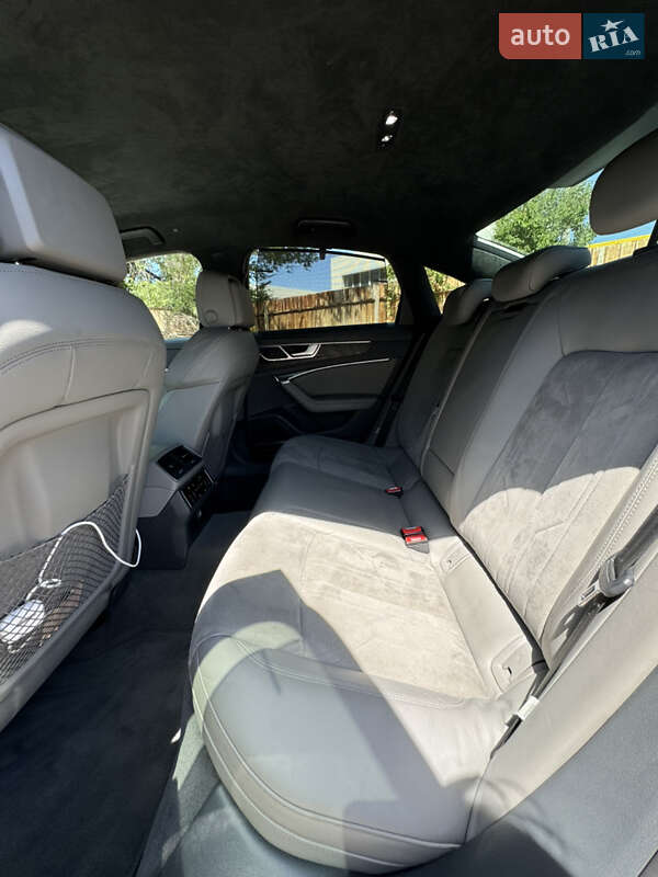 Седан Audi A6 2019 в Днепре