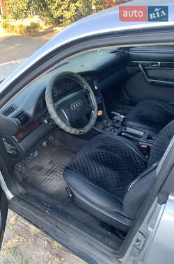 Седан Audi A6 1995 в 