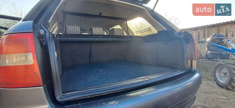 Универсал Audi A6 2003 в Костополе фото 4 Универсал Audi A6 2003 в Костополе