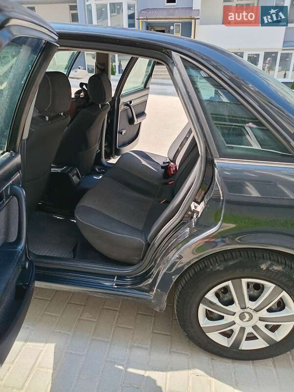 Седан Audi A6 1995 в Тернополе