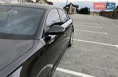Седан Audi A6 2015 в 