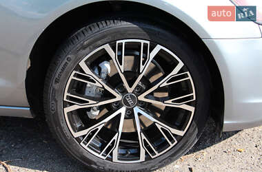 Седан Audi A6 2013 в 