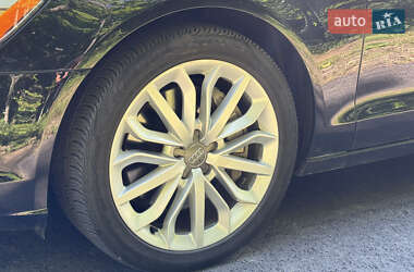 Седан Audi A6 2013 в 