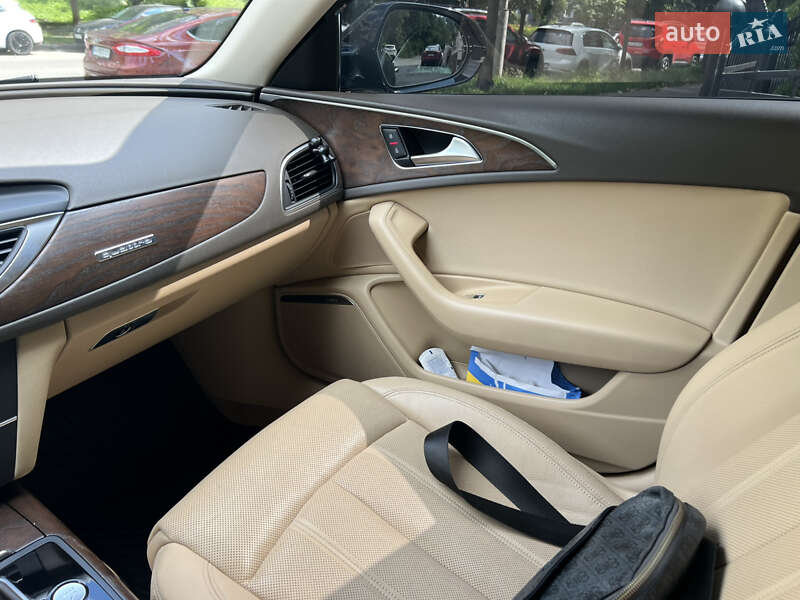 Седан Audi A6 2014 в Киеве