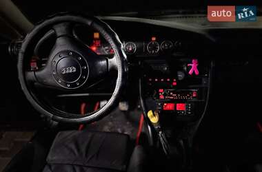 Седан Audi A6 1996 в 