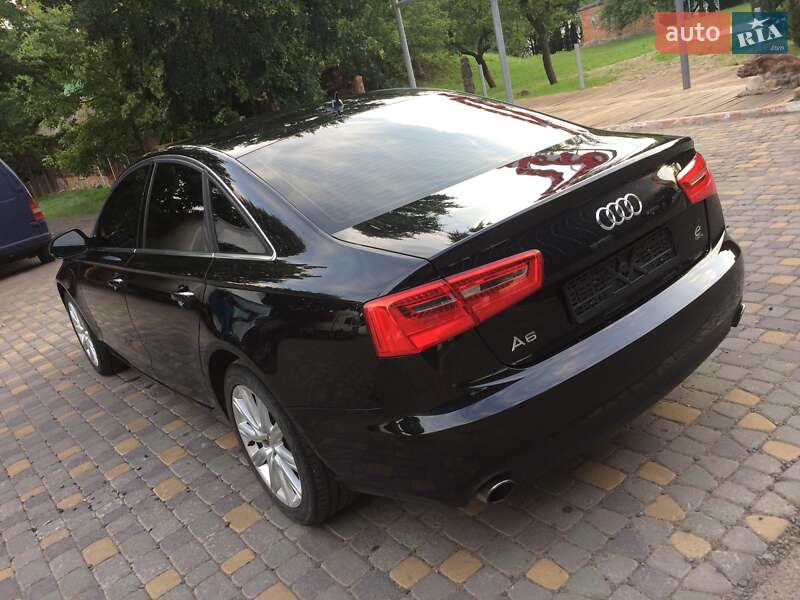 Седан Audi A6 2012 в Луцке