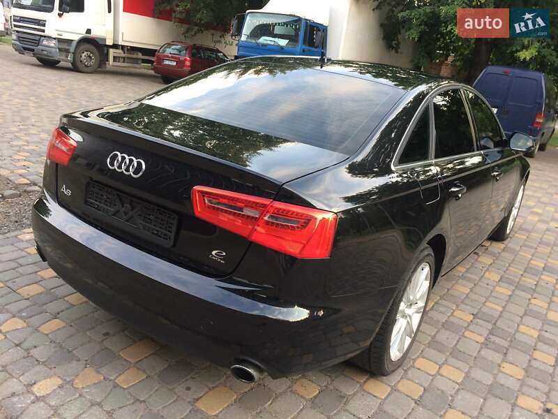 Седан Audi A6 2012 в Луцке