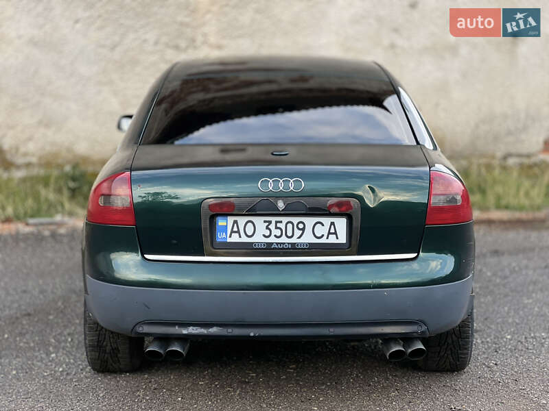 Седан Audi A6 2001 в Межгорье