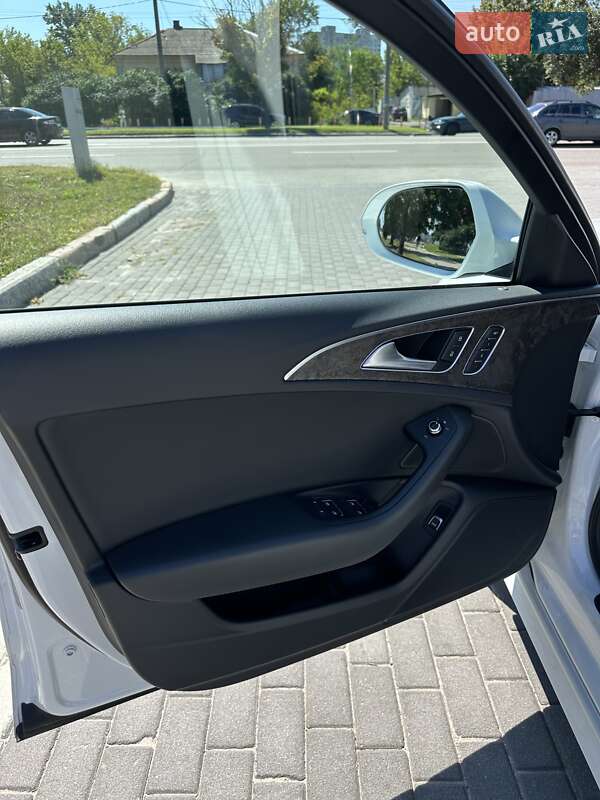 Седан Audi A6 2016 в Киеве