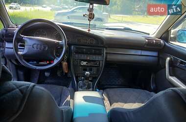 Седан Audi A6 1996 в 