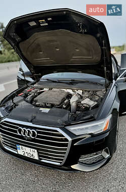 Седан Audi A6 2019 в 