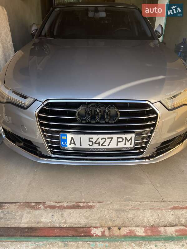 Седан Audi A6 2015 в Николаеве