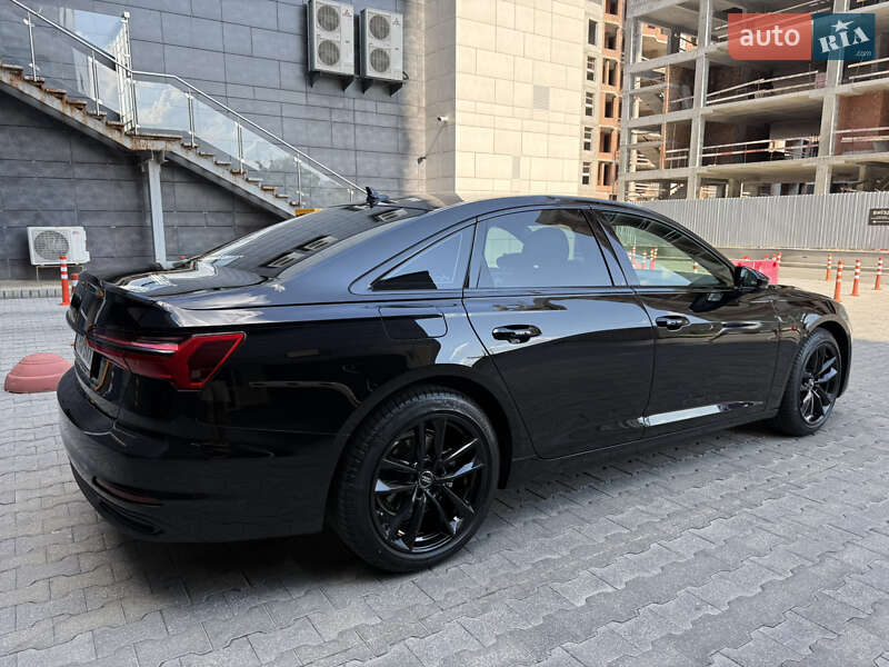 Седан Audi A6 2023 в Киеве