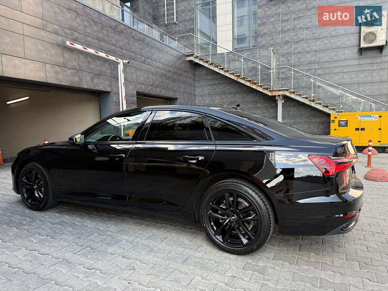 Седан Audi A6 2023 в Киеве