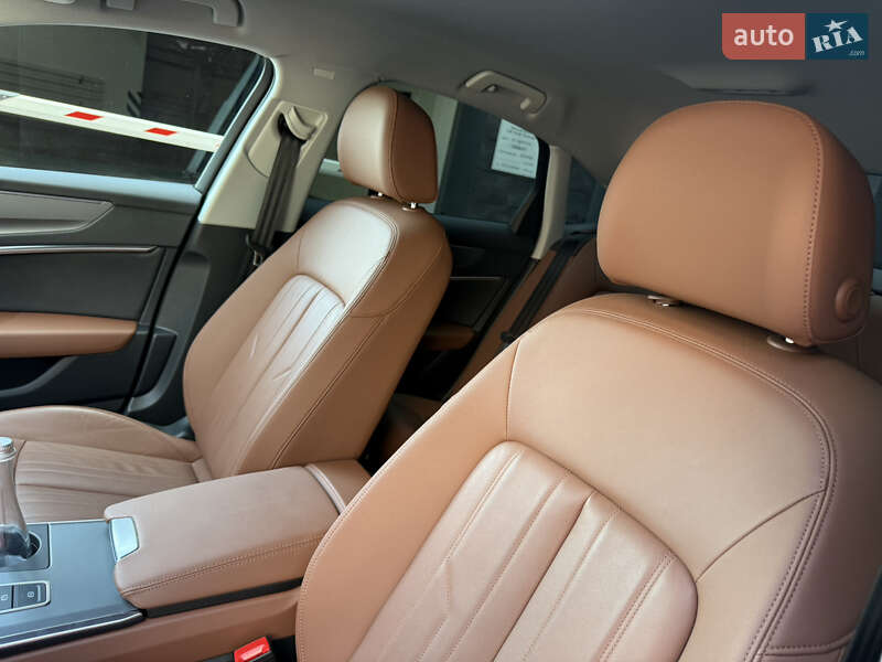Седан Audi A6 2023 в Киеве