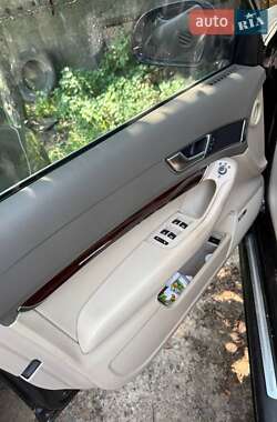 Седан Audi A6 2010 в 