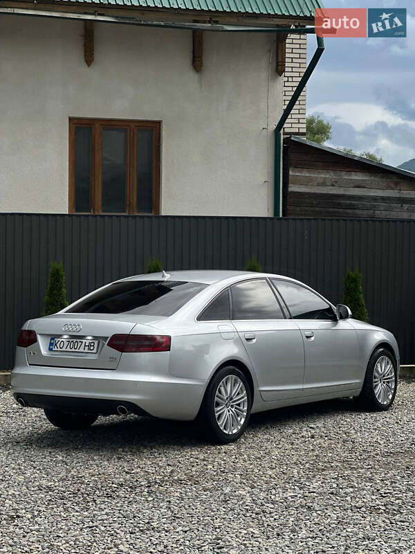 Седан Audi A6 2010 в Рахове