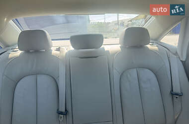 Седан Audi A6 2016 в 